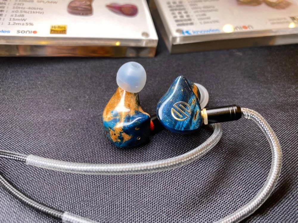 BGVP DM8 8BA IEMs - Image 13
