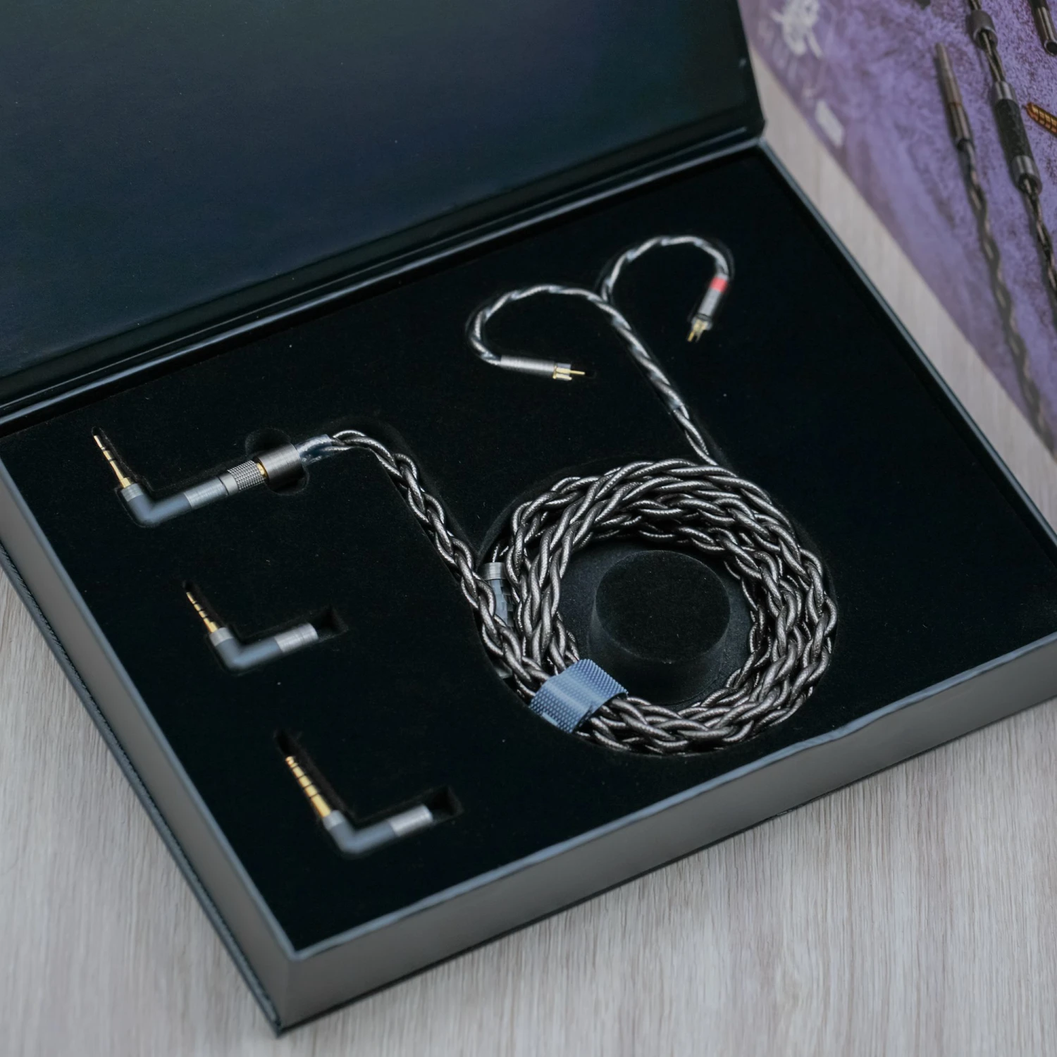 DUNU HULK Pro Multi-Connector Upgrade Earphone IEM Cable - Image 2