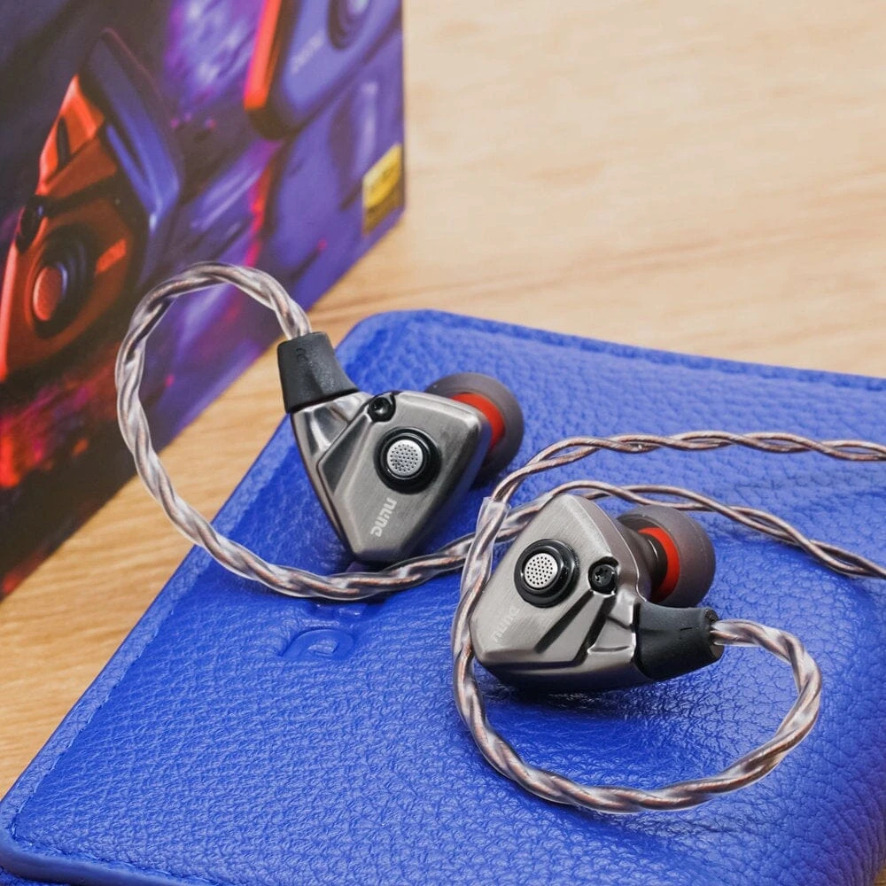 DUNU Titan S 10mm Dynamic Driver IEMs - Image 17