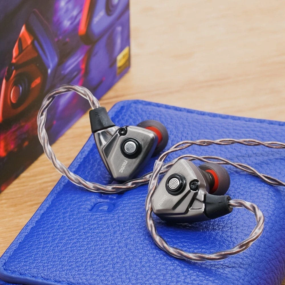 DUNU Titan S 10mm Dynamic Driver IEMs - Image 11