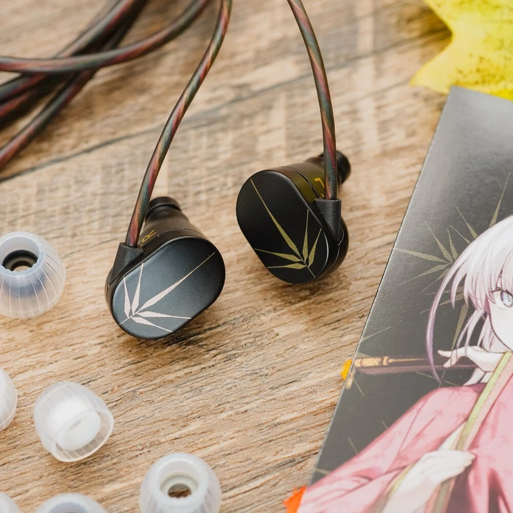 Moondrop CHU Entry Level Wired Dynamic IEM - Image 3