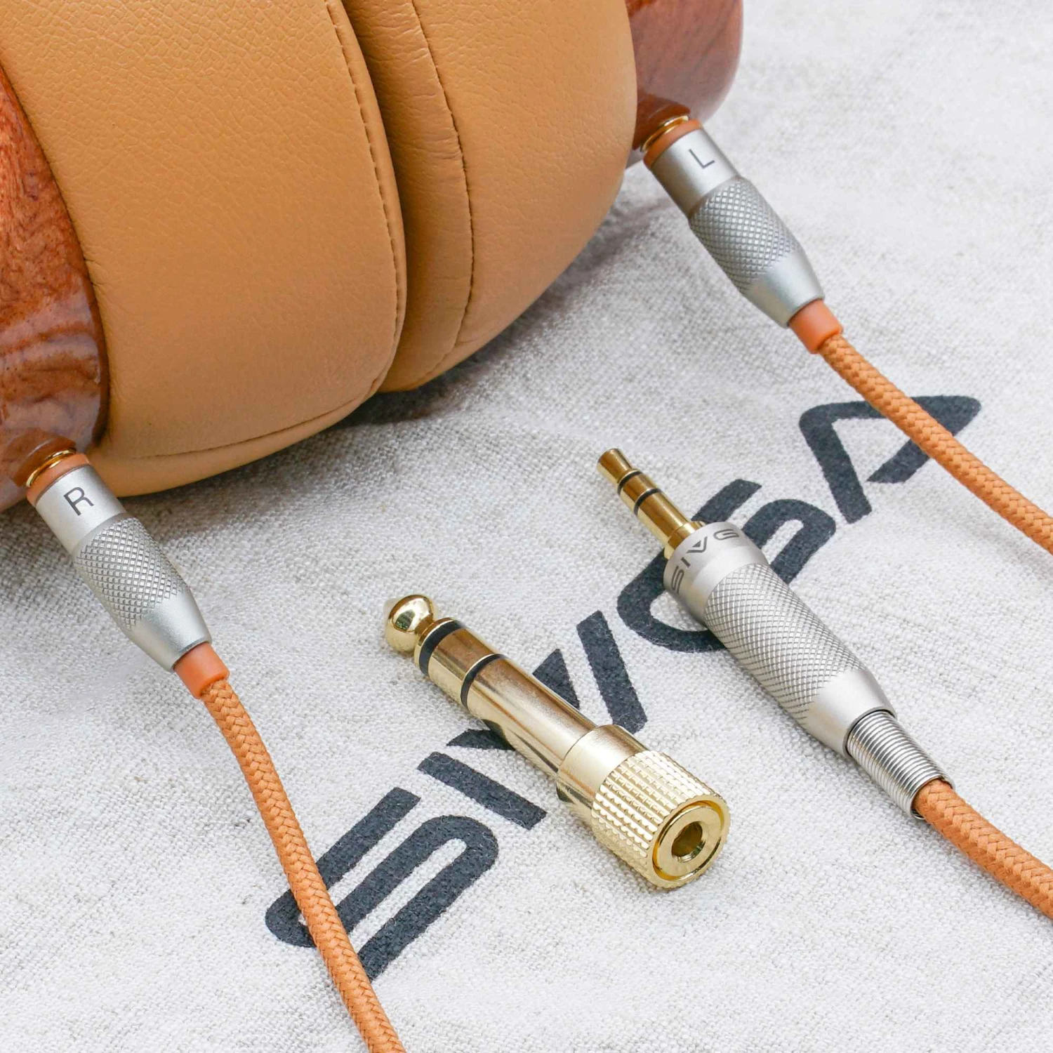 Sivga SV021 Over-ear Close Back Solid Wood Headphone - Image 5